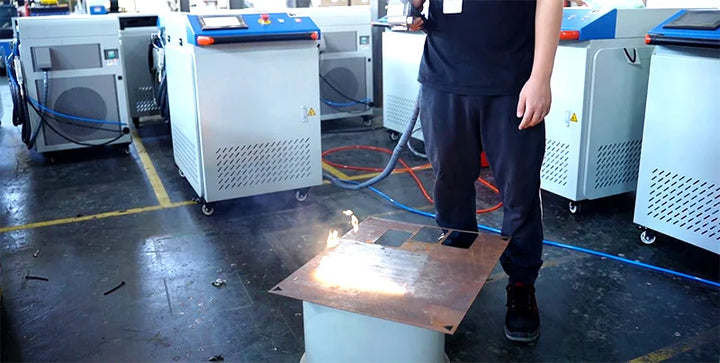 easy_operation_CW_laser_cleaning_machine